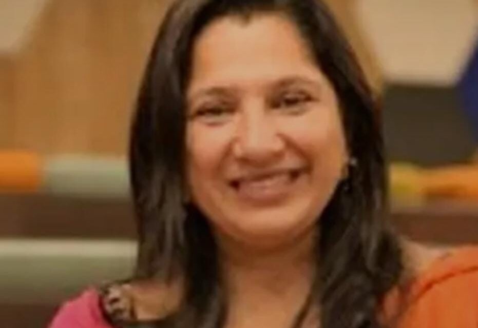 നിഷ ജോസ് കെ മാണി ഇനി ഡോ. നിഷ ജോസ്, അധ്വാന വര്‍ഗ സിദ്ധാന്തത്തില്‍ പിഎച്ച്ഡി