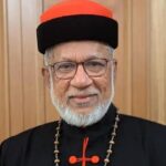 സീറോ മലബാർ സഭയിലെ വിമതർക്കായി മാർ തട്ടിലും പ്ലാംബാനിയും ചേർന്ന് കർദ്ദിനാൾ ആലഞ്ചേരിയെ പിന്നിൽ നിന്ന് കുത്തി?. ആലഞ്ചേരി സഭാ ആസ്ഥാനത്തുനിന്നും പുറത്ത്!!