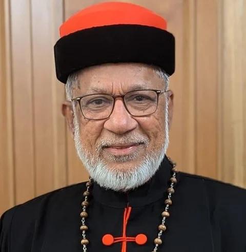 സീറോ മലബാർ സഭയിലെ വിമതർക്കായി മാർ തട്ടിലും പ്ലാംബാനിയും ചേർന്ന് കർദ്ദിനാൾ ആലഞ്ചേരിയെ പിന്നിൽ നിന്ന് കുത്തി?. ആലഞ്ചേരി സഭാ ആസ്ഥാനത്തുനിന്നും പുറത്ത്!!