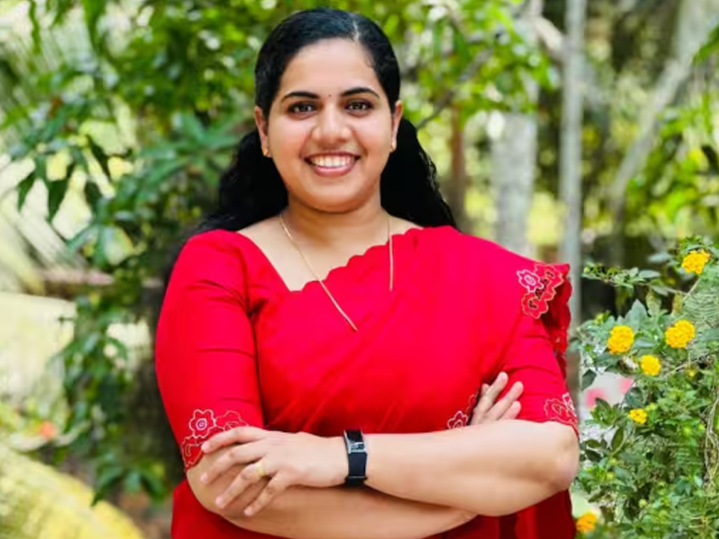 ആര്യാ രാജേന്ദ്രന്‍ കോഴിക്കോട്ടേക്ക് പ്രവര്‍ത്തനമേഖല മാറ്റാനൊരുങ്ങുന്നു, അനുമതി തേടി സിപിഎം നേതൃത്വത്തെ സമീപിച്ചു