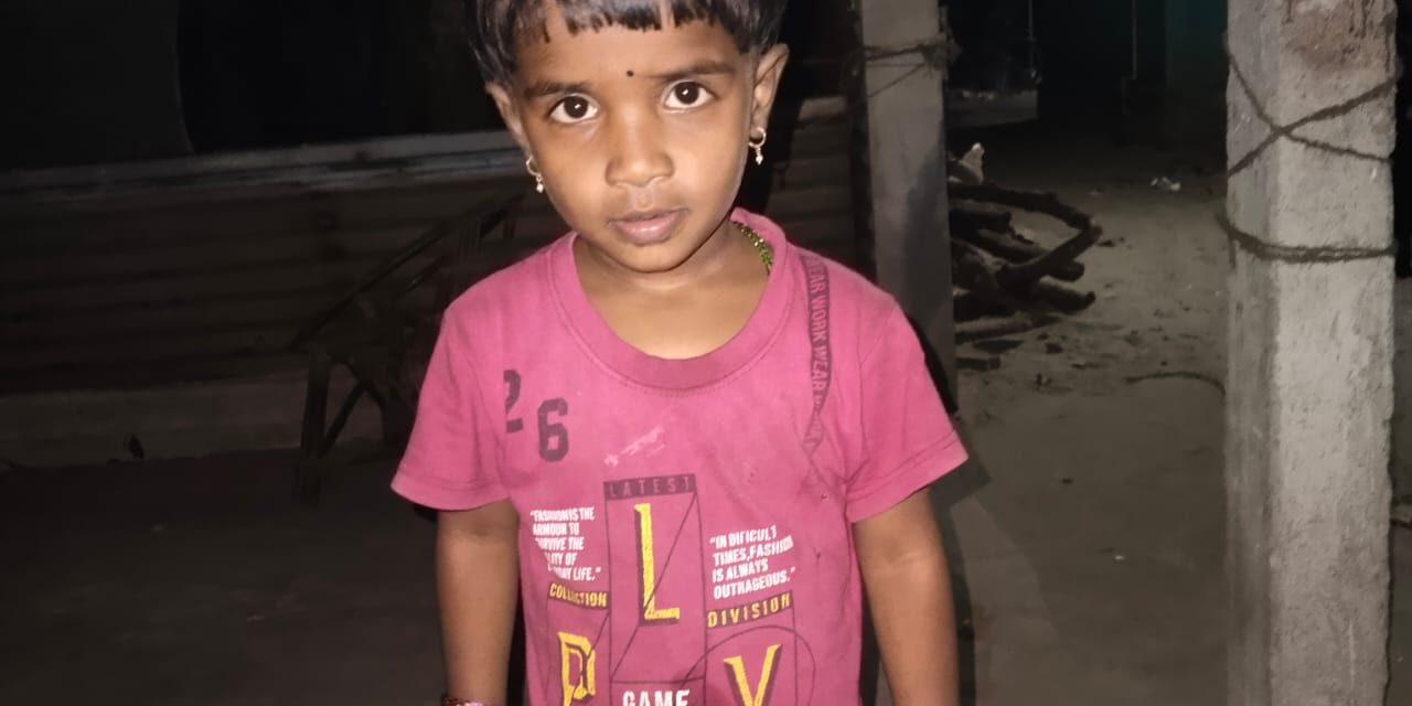 വീട്ടുമുറ്റത്തെ കുളത്തിൽ വീണ് മൂന്ന് വയസ്സുകാരി മരിച്ചു.