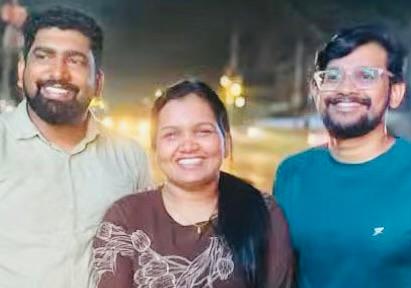 മോബൈൽ ഫോൺ വെളിച്ചത്തിൽ രാത്രി വഴിയരുകിൽ  സര്‍ജറി നടത്തി ഞെട്ടിച്ച് ഡോക്ടര്‍മാര്‍!!. രക്ഷിച്ചത് എറണാകുളത്ത് വാഹനാപകടത്തിൽ പെട്ട യുവാവിനെ