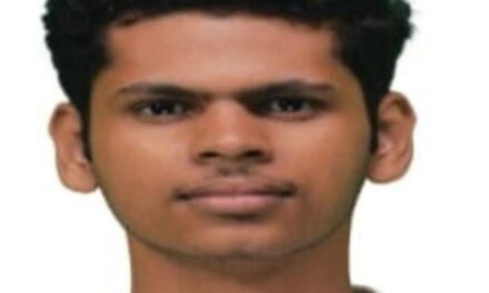 ശബരിമല തീർത്ഥാടകരുടെ വാഹനം ഇടിച്ച് സ്കൂട്ടറിൽ സഞ്ചരിച്ച വിദ്യാർത്ഥി മരിച്ചു