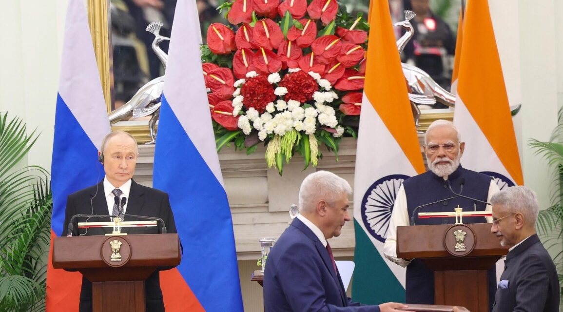 റഷ്യൻ  പ്രസിഡണ്ടിന്റെ ഔദ്യോഗിക ഇന്ത്യാ സന്ദർശനം വൻ വിജയം; ഇരു രാജൃങ്ങളും തമ്മിൽ നിരവധി കരാറുകൾ