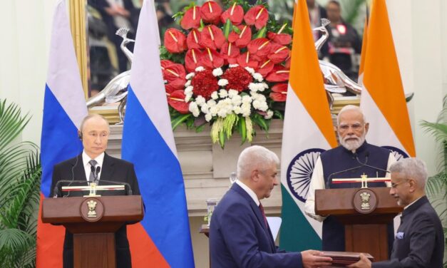 റഷ്യൻ  പ്രസിഡണ്ടിന്റെ ഔദ്യോഗിക ഇന്ത്യാ സന്ദർശനം വൻ വിജയം; ഇരു രാജൃങ്ങളും തമ്മിൽ നിരവധി കരാറുകൾ