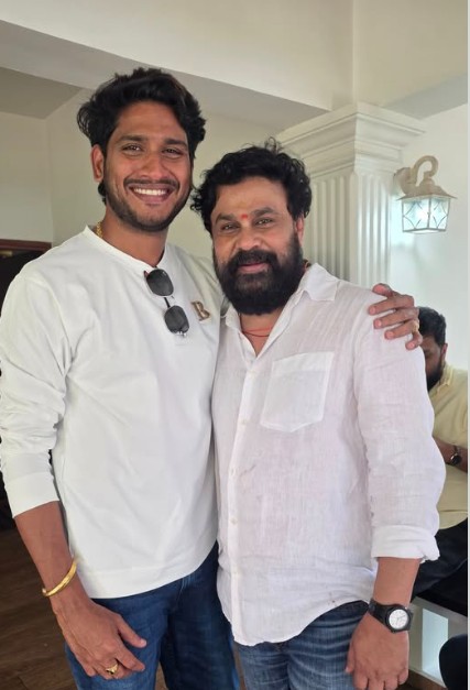 ‘മീനാക്ഷിയോട് മഞ്ജുവിനെ ഡിവോഴ്‌സ് ചെയ്യാനുള്ള കാരണം ദിലീപ് തെളിവ് സഹിതം ബോധ്യപ്പെടുത്തി; കാവ്യയെ കെട്ടിയില്ല എങ്കില്‍ ഈ കേസ് പോലും ദിലീപ് വരില്ലായിരുന്നു.. ദിലീപിനെ ഇല്ലാതാക്കാന്‍ സിനിമയുടെ അകത്തും പുറത്തും  നിന്നും കളിച്ച കളികള്‍ ആണ് ഇതെല്ലാം : അഖില്‍ മാരാര്‍