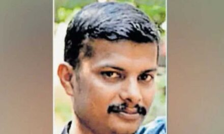 കൂത്താട്ടുകുളത്ത് ബൈക്ക് ഓടിക്കവേ തലയിൽ തേങ്ങ വീണു : നിയന്ത്രണംവിട്ട് മറിഞ്ഞ യുവാവിന് മരണം