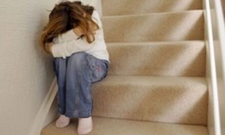 പ്രസവത്തിനായി ഭാര്യ ആശുപത്രിയിലായ ദിവസം വീട്ടിലെത്തിയ മകളുടെ കൂട്ടുകാരിയായ 11കാരിയെ പീഡിപ്പിച്ചു : സംഭവം പുറത്തുവന്നത് സ്‌കൂള്‍ കൗണ്‍സലിങ്ങിനിടെ; പ്രതിക്ക് 83 വര്‍ഷം കഠിന തടവും ഒരു ലക്ഷം രൂപ പിഴയും