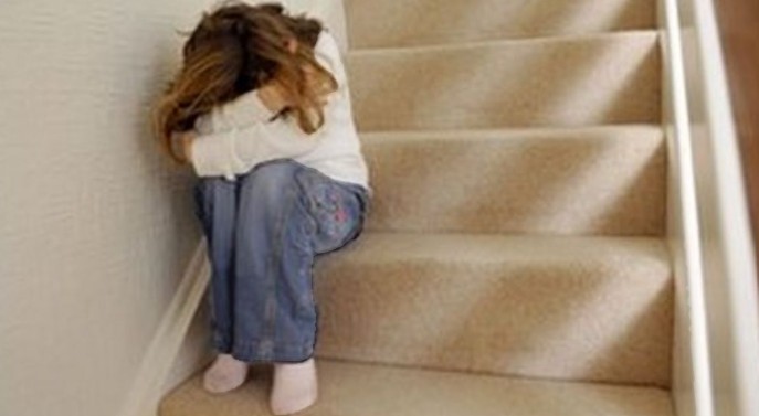 ‘അയാൾ എന്നെ ബാഡ് ടച്ച് ചെയ്തു ടീച്ചറേ’; ആറാംക്ലാസുകാരിയെ ഉപദ്രവിച്ച് 45കാരന്‍ : അറസ്റ്റിൽ