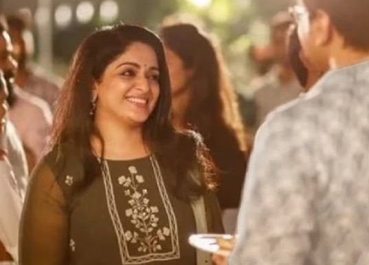 എൻ്റെ സ്വപ്നം എന്നത് വിവാഹവും കുട്ടികളുമായിരുന്നു….  പക്ഷേ ജീവിതം മറ്റൊന്നായി, കൂടെ ഉണ്ടാകുമെന്ന്  വിശ്വസിച്ചർ…; കാവ്യ മാധവൻ  പറഞ്ഞത്