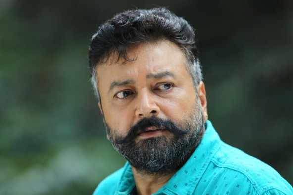 ഷൂട്ടിംഗ് മാറ്റിവെക്കാൻ എനിക്ക് കഴിഞ്ഞില്ല, മനസ്സ് കൊണ്ട് ഞാൻ പ്രാർത്ഥിച്ചിരുന്നന്നു, അവസാനമായി ശ്രീനിവാസനെ  കാണാൻ എത്താൻ കഴിയാത്തത്തിൽ ജയറാം