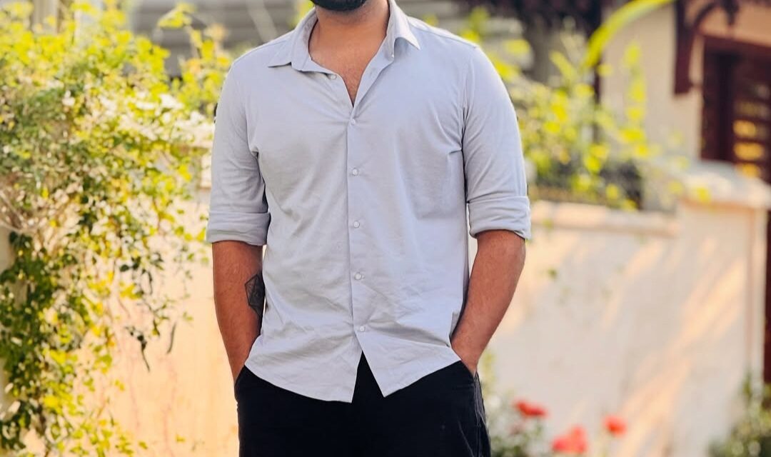 ക്രിസ്മസ് തലേന്ന് നടുറോഡിൽ രാത്രിയിൽ സീരിയൽ നടൻറെ ഷോ