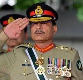 അസീം മുനീർ പാക് സൈന്യത്തിന്‍റെ പരമാധികാരി ആകും മുമ്പേ പ്രധാനമന്ത്രി ഷെഹ്ബാസ് രാജൃം വിട്ടു.