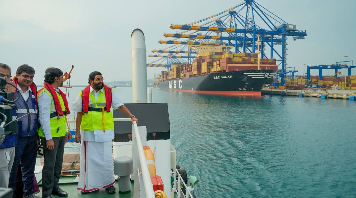 വിഴിഞ്ഞം അന്താരാഷ്ട്ര തുറമുഖംത്തിൽ രണ്ടാം ഘട്ട നിർമ്മാണ പ്രവർത്തനങ്ങൾ ജനുവരിയിൽ തുടങ്ങും : മന്ത്രി വി. എൻ. വാസവൻ