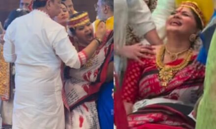 തുള്ളിച്ചാടിയും അലറി കരഞ്ഞും സുധ ചന്ദ്രൻ…. ഒരാളെ കടിക്കാനും ശ്രമം :  ദൈവം കുടികൊണ്ടുവെന്ന് ചിലർ; ഇത് സീരിയൽ തന്നെ എന്ന് മറ്റുചിലർ; വൈറലായി നടി സുധ ചന്ദ്രന്റെ വീഡിയോ