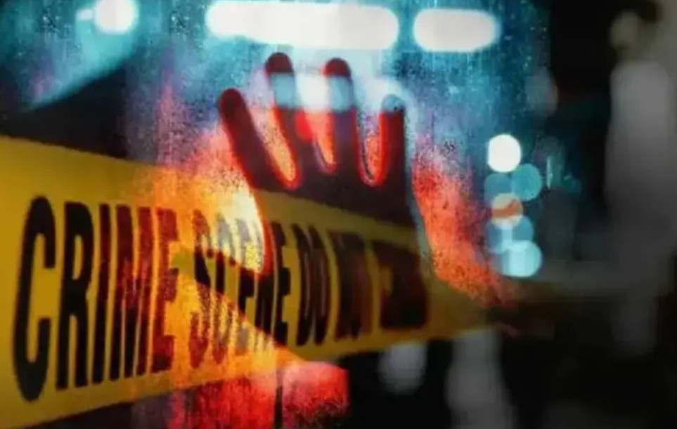 ഒറ്റപ്പാലത്ത് അരുംകൊല : ദമ്പതികളെ വെട്ടിക്കൊന്നു; നാലു വയസ്സുകാരന് ഗുരുതര പരുക്ക്: യുവാവ് കസ്റ്റഡിയിൽ