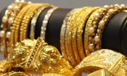 തൊട്ടാൽ പൊള്ളുന്ന പൊന്ന്! ചരിത്രത്തിലെ ഏറ്റവും വലിയ വിലയിൽ സ്വർണം; വെള്ളിയുടെ വില ​ഗ്രാമിന് 300 കടന്നു