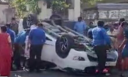 പത്തനംതിട്ട കളക്ടറുടെ ഔദ്യോ​ഗിക വാഹനം അപകടത്തിൽപെട്ടു