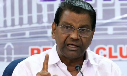 ‘ആധാര്‍ ഉപയോഗിച്ച് തട്ടിപ്പ് നടത്തി’; തിരുവഞ്ചൂര്‍ രാധാകൃഷ്ണന് മുംബൈ പൊലീസിന്റെ വിര്‍ച്വല്‍ അറസ്റ്റ് ഭീഷണി