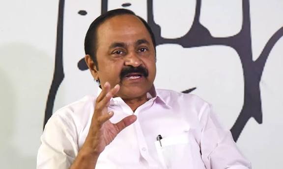 മുഖ്യമന്ത്രി സ്ഥാനത്തേക്ക് വി ഡി സതീശൻ ഒന്നാമൻ പിണറായി രണ്ടാമത് മികച്ച നിലയിൽ രാജീവ് ചന്ദ്രശേഖർ, എൻഡിടിവി സർവ്വെ