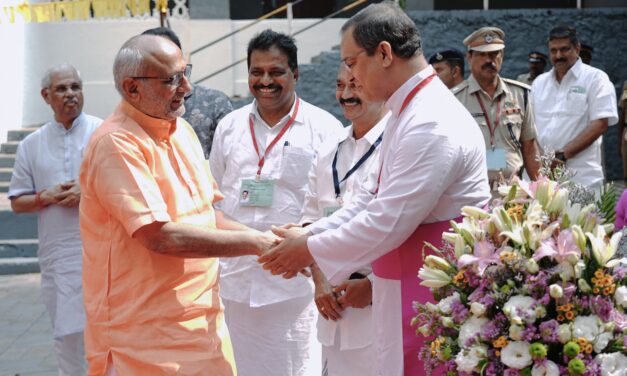 ഉപരാഷ്ട്രപതി ചങ്ങനാശ്ശേരിയിലെത്തി