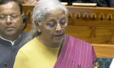 വിദേശത്തേക്ക് പണം അയക്കാൻ നികുതി കുറവ്, പുതിയ ആദായ നികുതി നിയമം ഏപ്രിൽ ഒന്നു മുതൽ