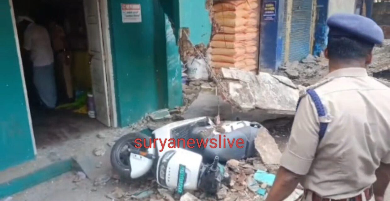 കോഴിക്കോട് സ്ലാബ് തകർന്ന വൻ ദുരന്തം,4 മരണം