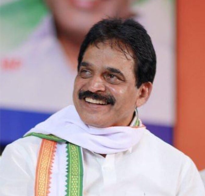 മാധൃമങ്ങളിലൂടെ സ്വയം സ്ഥാനാർഥിയാകാൻ ശ്രമിക്കുന്നവരെ നിയമസഭാ തെരഞ്ഞെടുപ്പിൽ പരിഗണിക്കില്ലെന്ന് എ.ഐ.സി.സി ജനറൽ സെക്രട്ടറി കെ.സി.വേണുഗോപാൽ