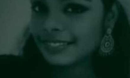 പ്ലസ് ടു മോഡൽ പരീക്ഷ കഴിഞ്ഞെത്തിയെ അപർണയെ കാത്ത് ആൺ സുഹൃത്ത് , ബ്രേക്കപ്പ് പറഞ്ഞതോടെ 17 കാരി വീട്ടിലേക്ക് ഓടി, അടുക്കളയിൽ തൂങ്ങിമരിച്ചു :  21കാരൻ പൊലീസ് കസ്റ്റഡിയിൽ