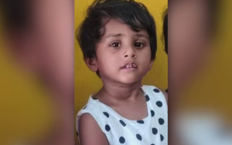 ‘ഇഞ്ചക്ഷൻ എടുത്തപ്പോൾ കുഞ്ഞിന്റെ മുഖം കോടിപ്പോയി, ശ്വാസം കിട്ടാതെ അവളുടെ കണ്ണടഞ്ഞു’; തിരുവനന്തപുരത്തെ രണ്ടര വയസ്സുകാരിയുടെ മരണം  ചികിത്സപ്പിഴവെന്ന് പരാതി : ഇഞ്ചക്ഷൻ മൂലമല്ല കുട്ടിയുടെ ആരോഗ്യനില വഷളായതെന്ന് മമല്‍ ആശുപത്രിയിലെ ഡോക്ടർ