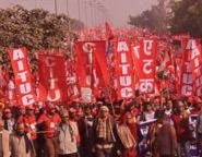 ഇന്ന് അര്‍ധരാത്രി മുതല്‍ രാജ്യത്ത് പൊതുപണിമുടക്ക്, കേരളത്തില്‍ പൂര്‍ണമായേക്കും