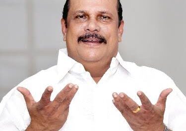 പിസി ജോർജിനെ വെട്ടി വെള്ളാപ്പള്ളി കുടുബം!.ബിജെപിയുടെ സാധ്യതാ ലിസ്റ്റിൽ നിന്ന് പോലും ജോർജ് പുറത്ത്, സ്വാധീനമ മേഖലകളിൽ അടവുനയത്തിന് പി സി