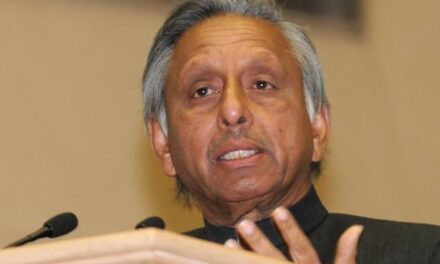 മണിശങ്കര്‍ അയ്യരെ തള്ളി രമേശ് ചെന്നിത്തലയും, അയ്യര്‍ ഇപ്പോള്‍ കോണ്‍ഗ്രസ് പാര്‍ട്ടിയില്‍ ഇല്ലാത്തയാള്‍, ഈ അലവലാതിയെ ഇനിയും ചുമക്കണോയെന്ന് ജിന്റോ ജോണ്‍