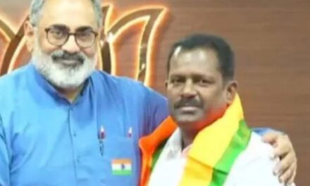 മുന്‍ എംഎല്‍എ കെ.അജിത് ബിജെപിയില്‍, സംസ്ഥാന സെക്രട്ടറിയുടെ നാടായ വൈക്കത്തെ വൈക്കം മുന്‍ എംഎല്‍എ എം,കെ കേശവന്റെ മകന്റെ ചുവടുമാറ്റത്തില്‍ അമ്പരപ്പോടെ സിപിഐ