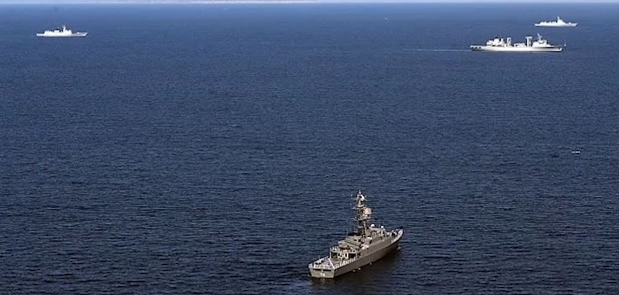 ഇറാൻ കപ്പലിനു നേരെ ശ്രീലങ്കൻ തീരത്ത് ആക്രമണം, കപ്പൽ മുങ്ങി 118 പേരെ കാണാനില്ല