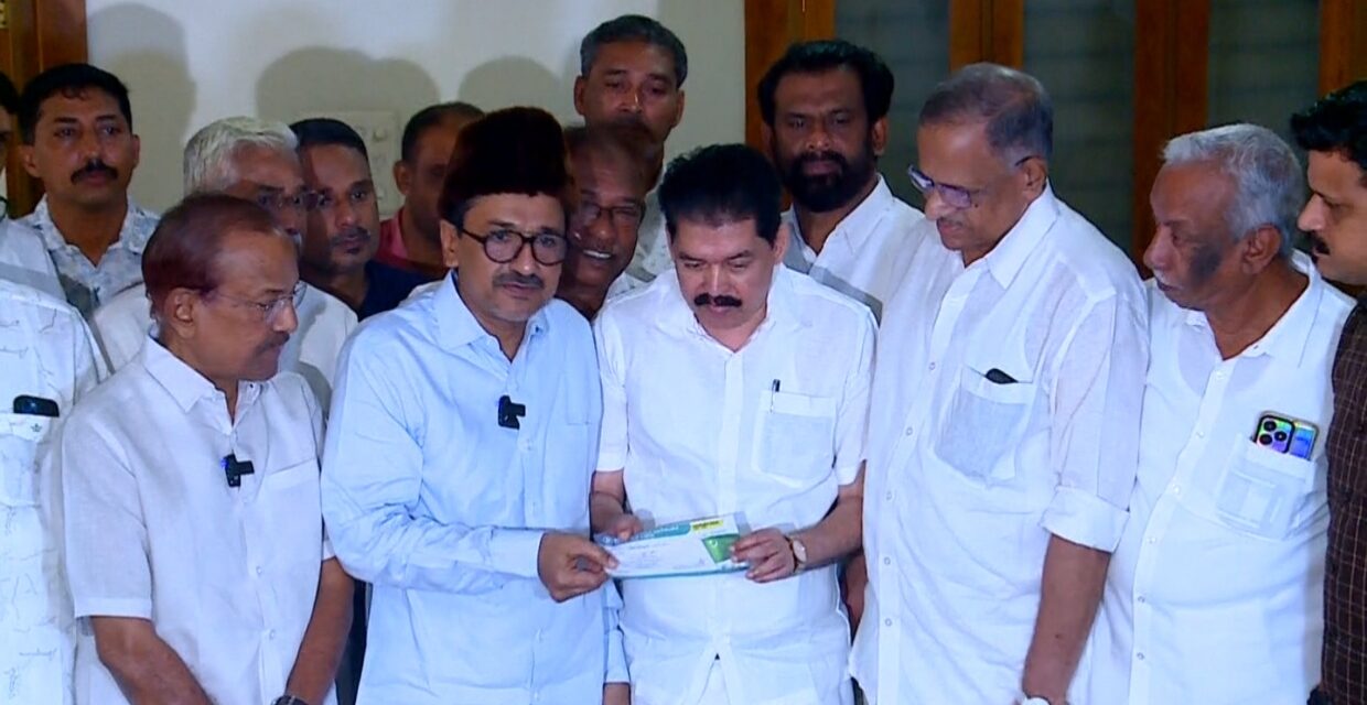 കാരാട്ട് റസാഖ് മുസ്ലിം ലീഗിൽ മടങ്ങിയെത്തി