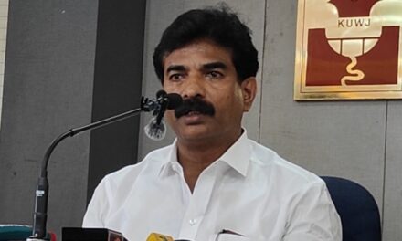 ഏറ്റുമാനൂരിലെ വികസന അവകാശവാദങ്ങൾ വെറും പൊള്ളയാണെന്ന് നാട്ടകം സുരേഷ്, കുമരകം പാലം നിർമ്മാണത്തിൽ പത്തു കോടിയുടെ അഴിമതി ഉണ്ടെന്നും (വീഡിയോ റിപ്പോർട്ട്)