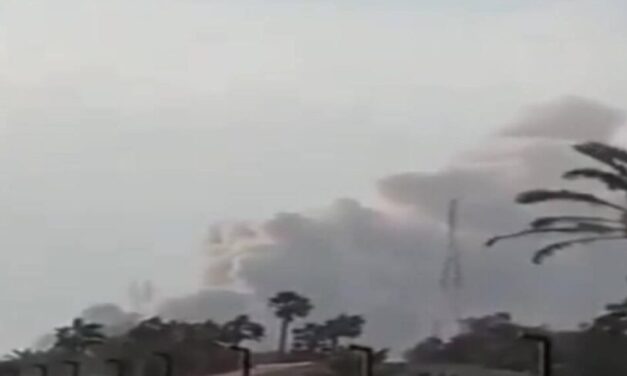 സൗദിയിലെ അരാംകോ  റിഫൈനറിക്ക് നേരെ ഡ്രോൺ ആക്രമണം ;  റിഫൈനറി അടച്ചുപൂട്ടി