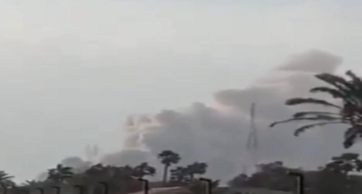 സൗദിയിലെ അരാംകോ  റിഫൈനറിക്ക് നേരെ ഡ്രോൺ ആക്രമണം ;  റിഫൈനറി അടച്ചുപൂട്ടി