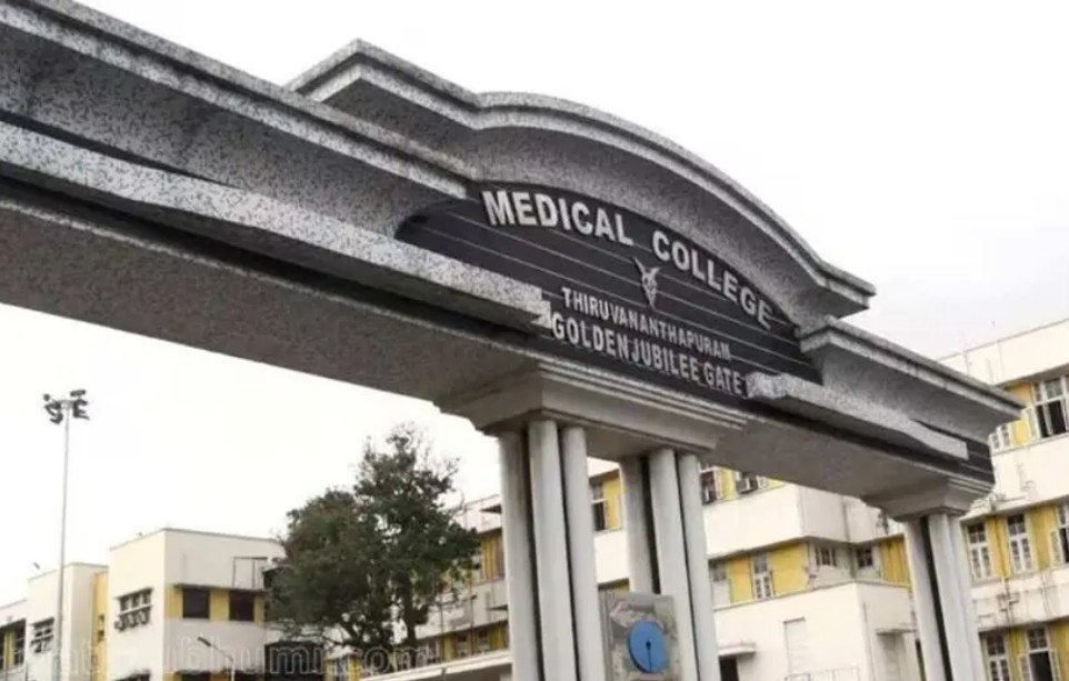 തിരുവനന്തപുരം മെഡിക്കൽ കോളേജിൽ തീപ്പിടിത്തം