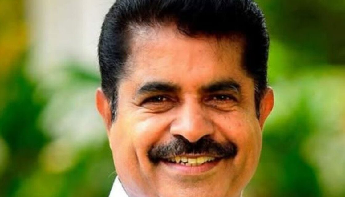 ‘പാർട്ടി പറയുന്നിടത്ത് പ്രവർത്തിക്കുക എന്നതാണ് എൻ്റെ രാഷ്ട്രീയ വിശ്വാസം’: കോന്നിയിലേക്കില്ലെന്ന് അടൂർ പ്രകാശ്, സുധാകരന് സീറ്റെന്ന് റിപ്പോർട്ട്, ഫെയ്സ്ബുക്ക് പോസ്റ്റ് പിൻവലിച്ചു