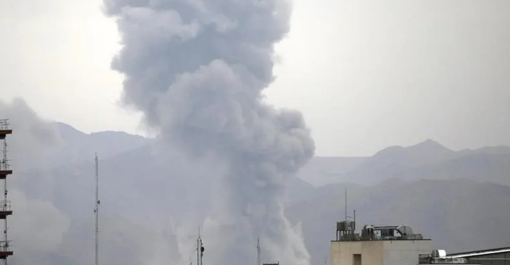 പശ്ചിമേഷ്യയിൽ സംഘർഷം രൂക്ഷം: ഇറാനിലെ ആണവ പ്ലാന്റ് ആക്രമിച്ച് ഇസ്രയേൽ : ശക്തമായി തിരിച്ചടിക്കുമെന്ന് ഇറാൻ