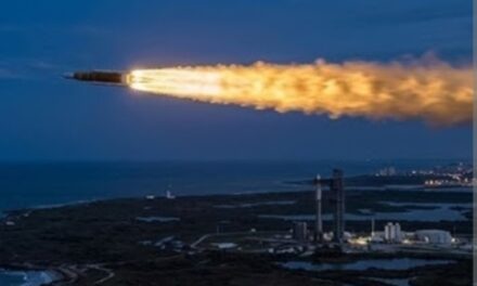 കടലിലെ അമേരിക്കൻ സൈനികകപ്പലിന് നേരെ ഇറാന്റെ മിസൈൽ ആക്രമണം