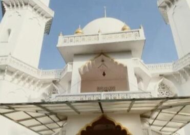 വ്രതവിശുദ്ധിയില്‍ ചെറിയ പെരുന്നാളിലേക്ക്, നാളെ ഗള്‍ഫില്‍ ഈദ് ആഘോഷം, കേരളത്തില്‍ ഇന്നറിയാം.