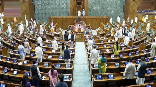 വനിതാ സംവരണ ബില്‍ നാളെ പാര്‍ലമെന്റില്‍,ബില്‍ നിയമമായാല്‍ ലോക്‌സഭാ മണ്ഡലം 850 ആകൂം തിരക്കിട്ട നീക്കത്തില്‍ രാഷ്ട്രീയ ലക്ഷ്യം ആരോപിച്ച് പ്രതിപക്ഷം