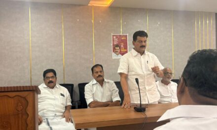 അൻവറെ ബേപ്പൂർ സുൽത്താനാക്കാൻ   തേരുതെളിച്ച്  അക്ഷരങ്ങളുടെ നാട്ടിൽ നിന്നും സജിയും സംഘവും രംഗത്ത്