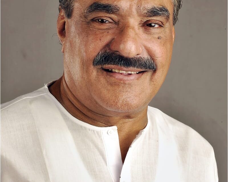 അച്ചാച്ചന്റെ ഓർമ്മ ദിനത്തിൽ ജനവിധി തേടി ജോസ് കെ മാണി