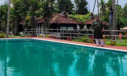 കുടുംബത്തോടൊപ്പം നീന്തൽകുളത്തിലിറങ്ങിയ എട്ടുവയസുകാരൻ മുങ്ങി മരിച്ചു
