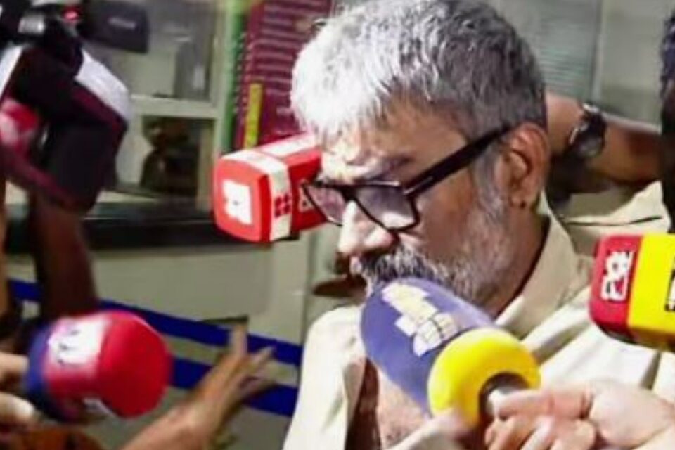 രഞ്ജിത്തിന് തിരിച്ചടി, ജാമ്യാപേക്ഷ തള്ളി, പോലീസ് കസ്റ്റഡിയിൽ വിട്ടു