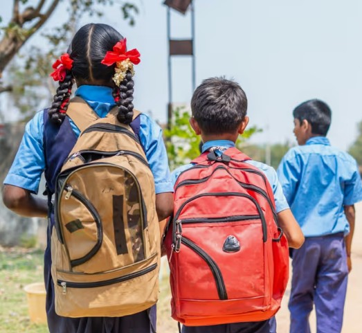 കനത്ത ചൂട്: കൊല്ലത്ത് നാളെ വിദ്യാഭ്യാസ സ്ഥാപനങ്ങള്‍ക്ക് അവധി, അതീവ ജാഗ്രത പുലർത്തണം